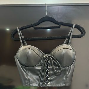 Black bustier